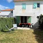 Maisonnette 5 Pers, Piscine Incluse - Fr-1-476-170